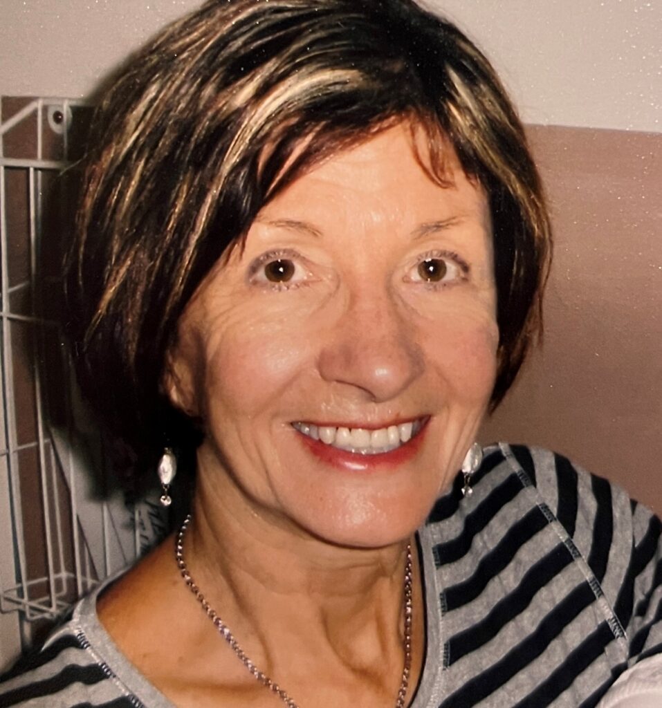 Lynette Faye Heslop